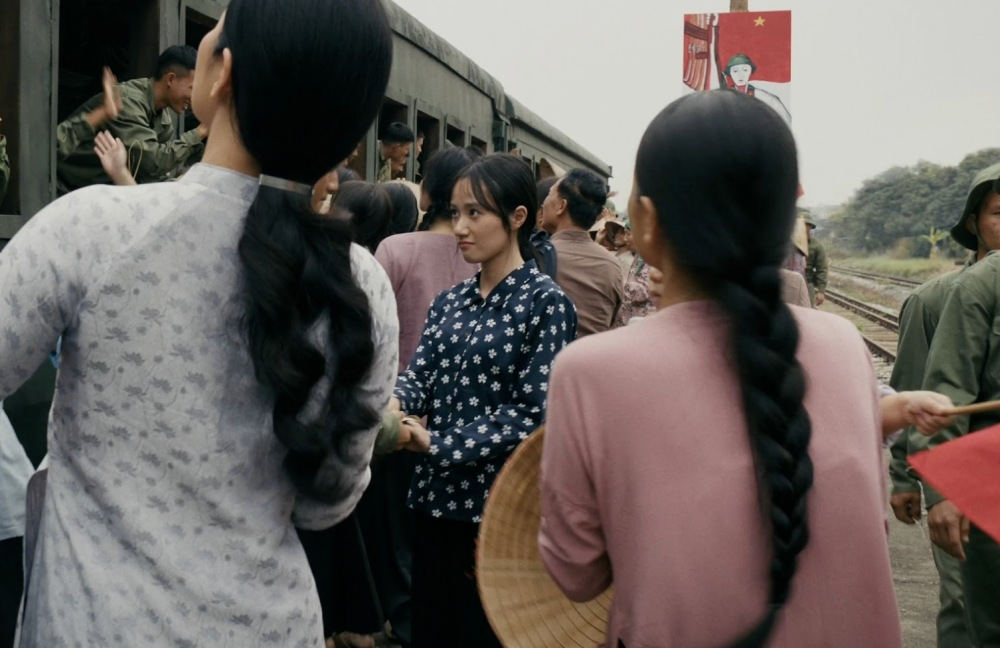 Phương Hoa trong vai cô bé hàng xóm