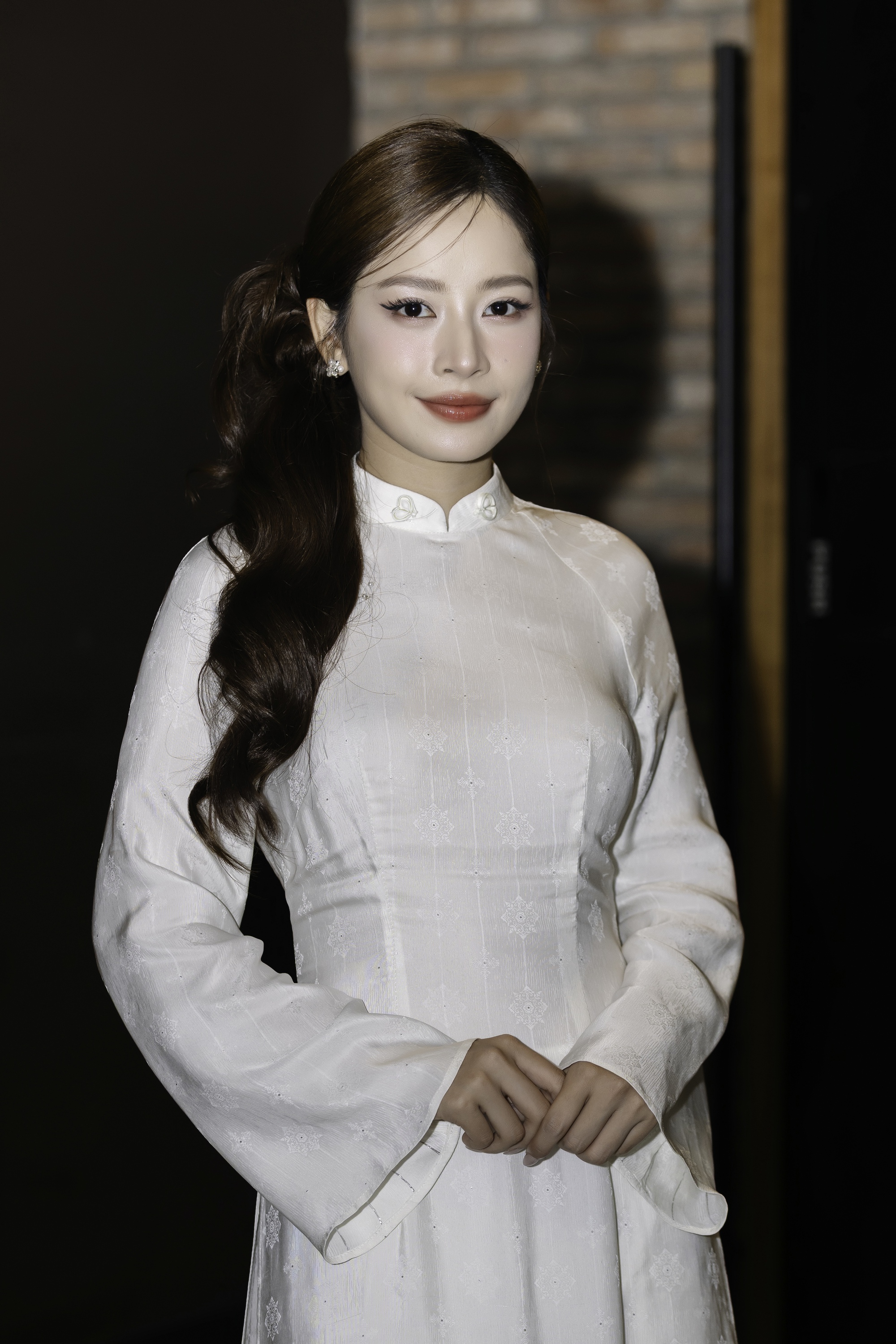 Chi Pu dự sự kiện ủng hộ Hòa Minzy