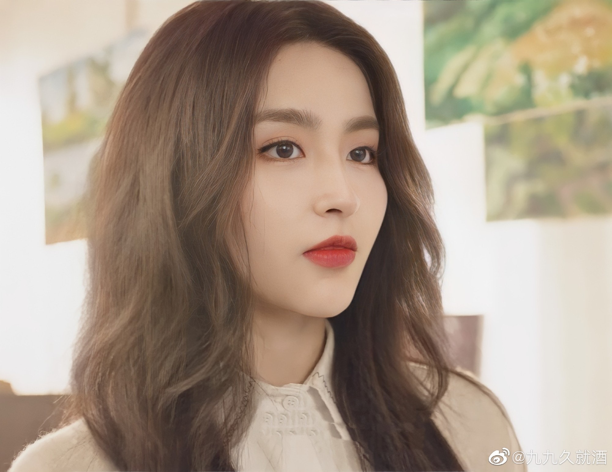 Kim Tử Hàm sở hữu gương mặt hoàn mỹ
