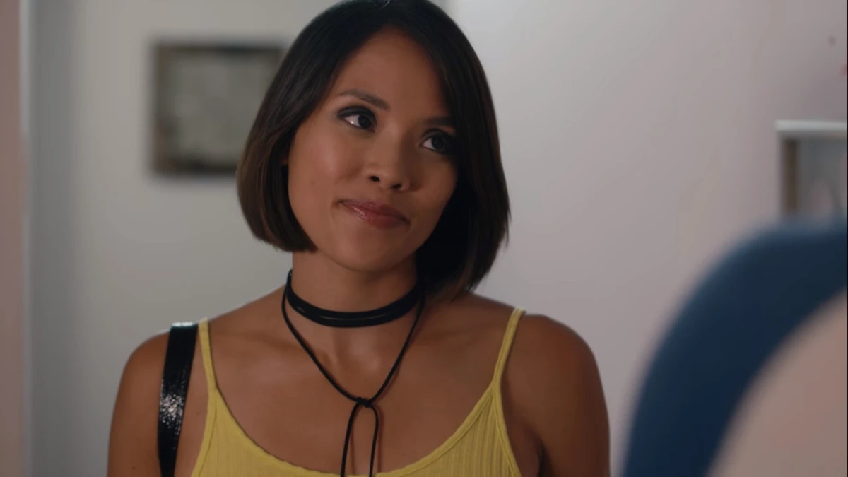 Jessalyn Wanlim trong vai Jennifer Matthews.