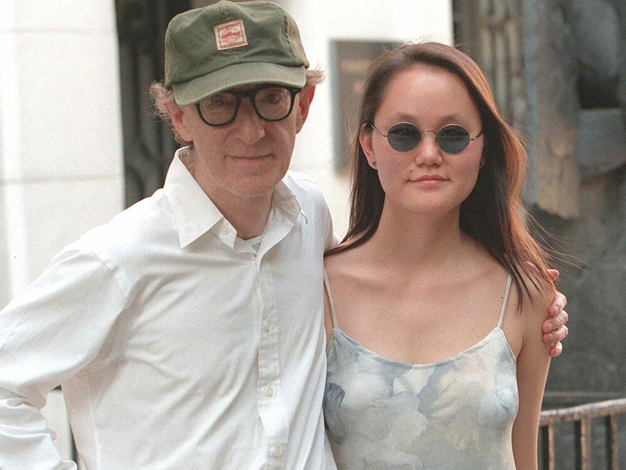 Woody Allen và Soon-Yi Previn bác bỏ cáo buộc loạn luân