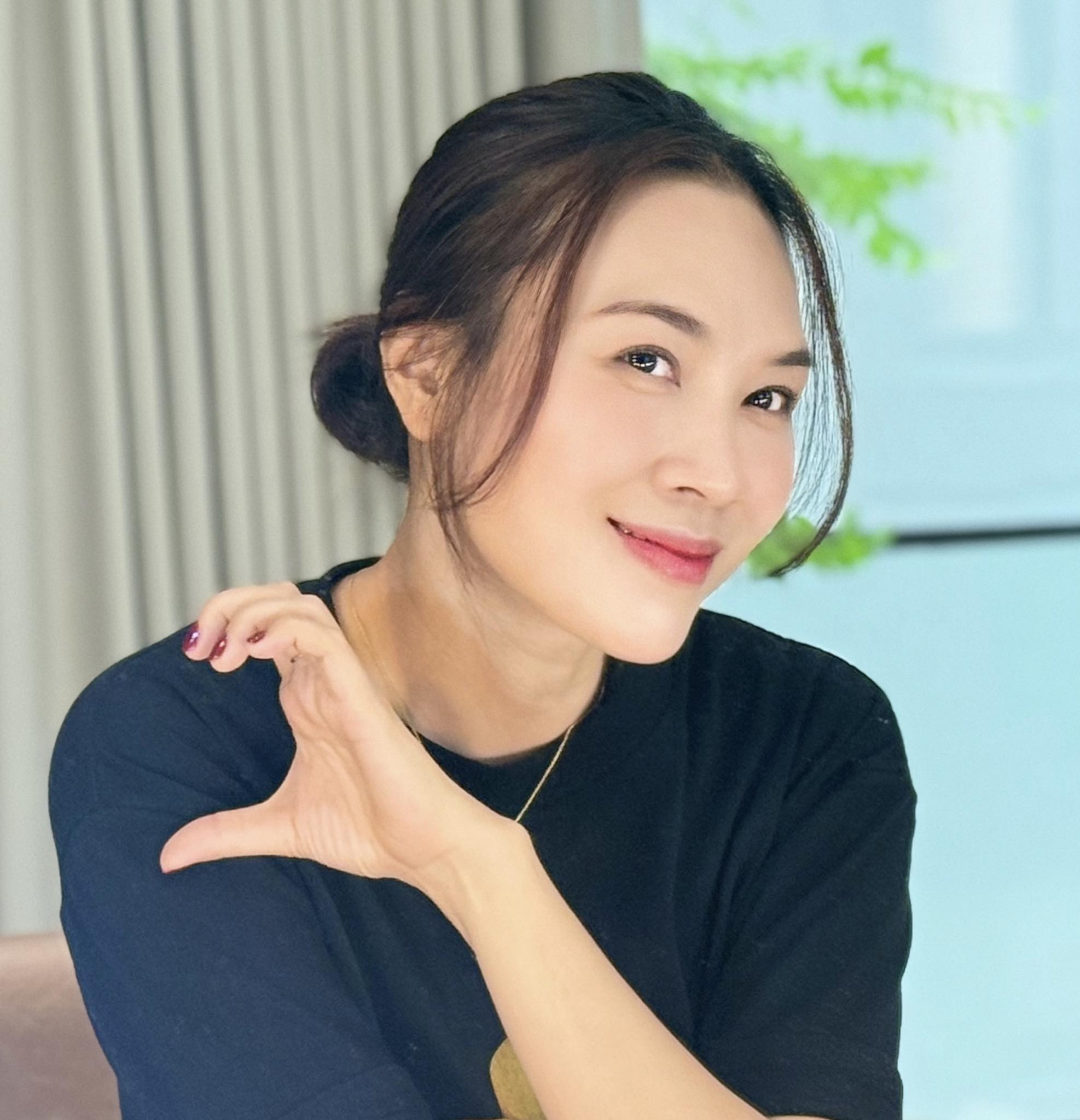 Mỹ Tâm với mặt mộc xuất sắc