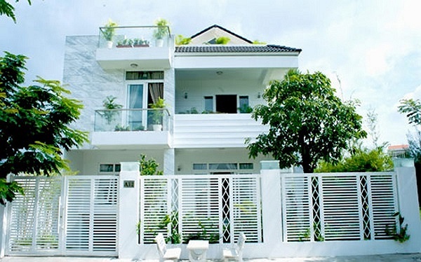 Căn biệt thự rộng lớn, hiện đại của MC Quyền Linh