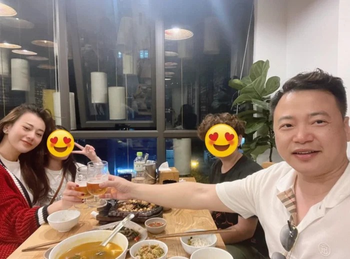 Phương Oanh nhận được tình cảm từ các bé