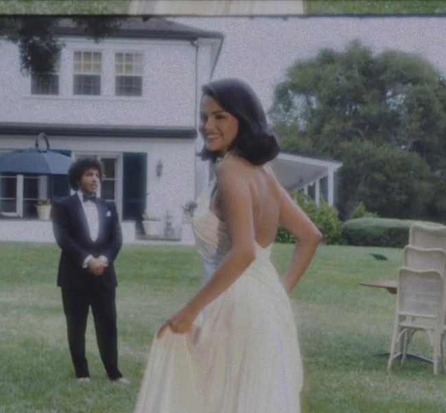 Không khí đám cưới Selena Gomez