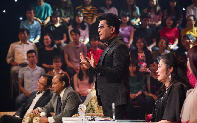 Thanh Bạch với 10 lần cưới - một chuyện hy hữu trong showbiz Việt.