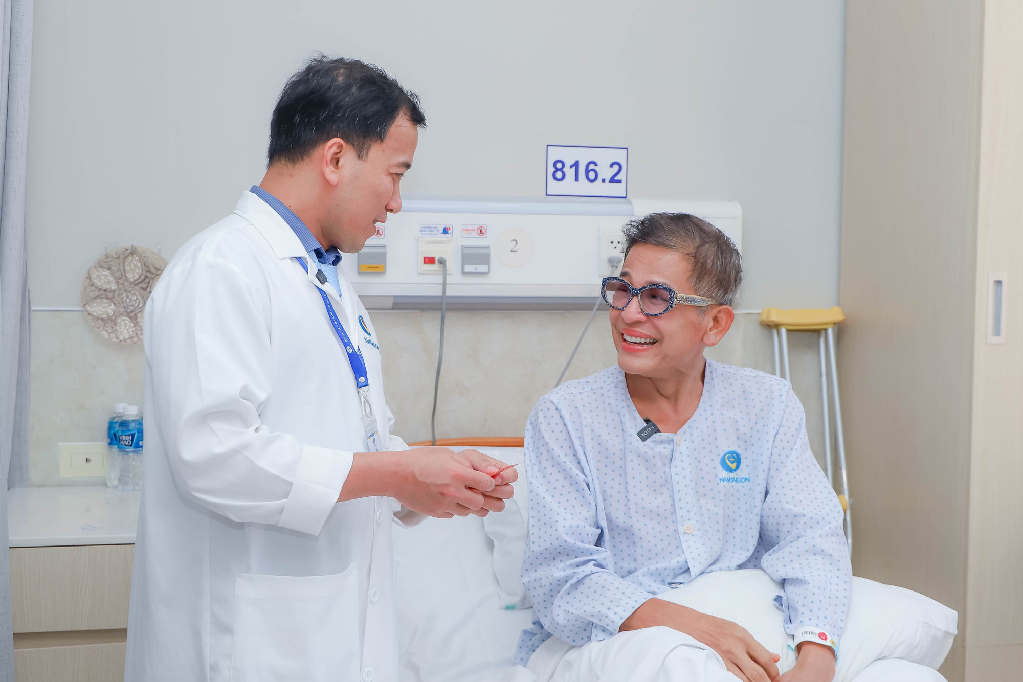 Đời tư không ồn ào như trước sau tai nạn hy hữu.