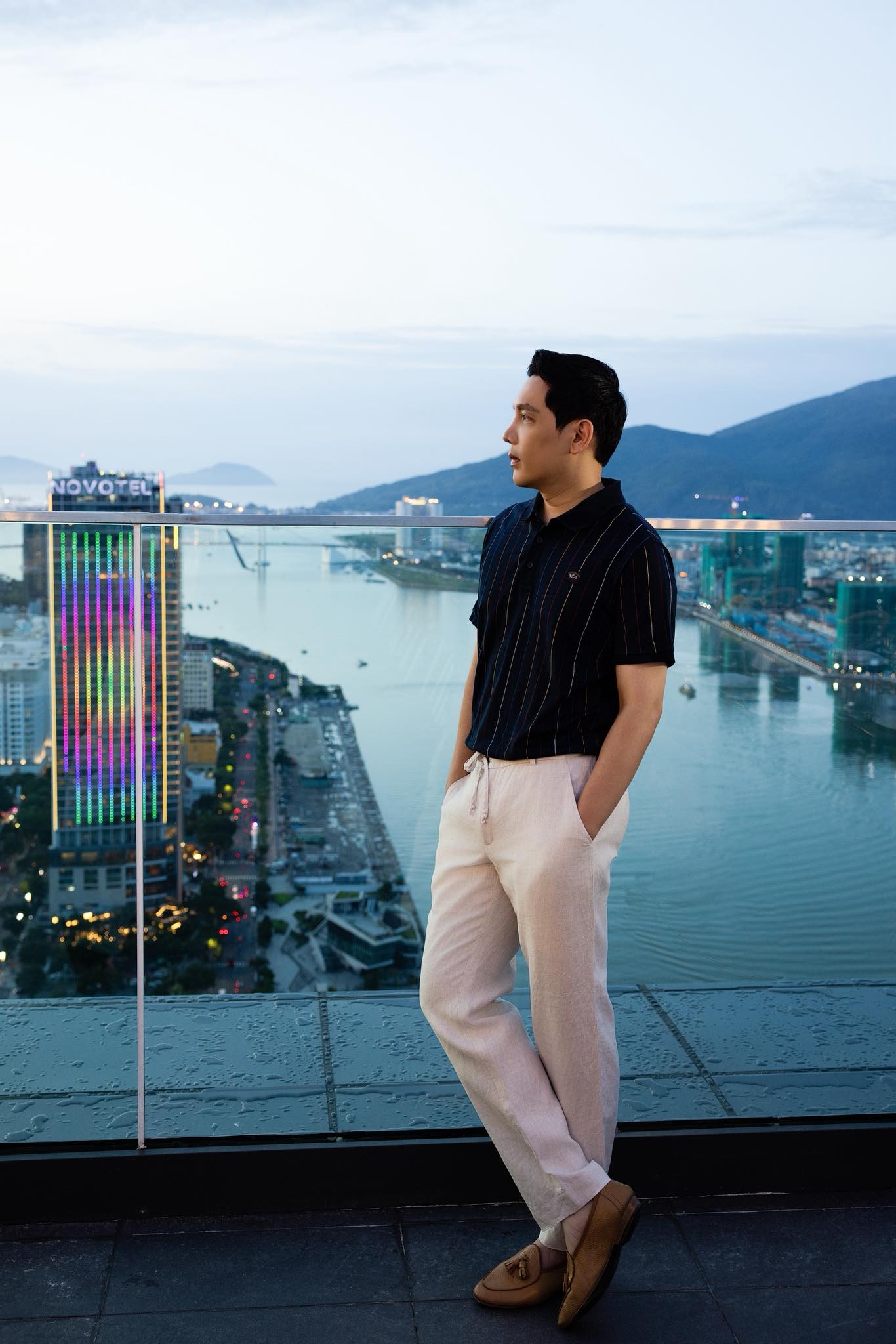 Minh Beta với ca khúc Việt Nam ơi