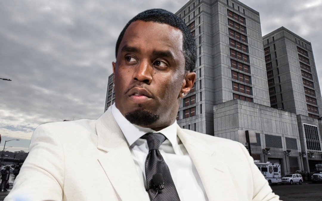 Bạn thân tiết lộ Diddy bị bạn tù kề dao vào cổ