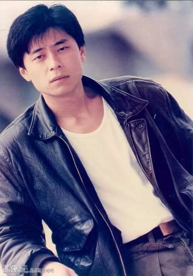 Vương Kiệt từng là cái tên làm mưa làm gió thị trường âm nhạc châu Á một thời Vương Kiệt thời đỉnh cao sự nghiệp