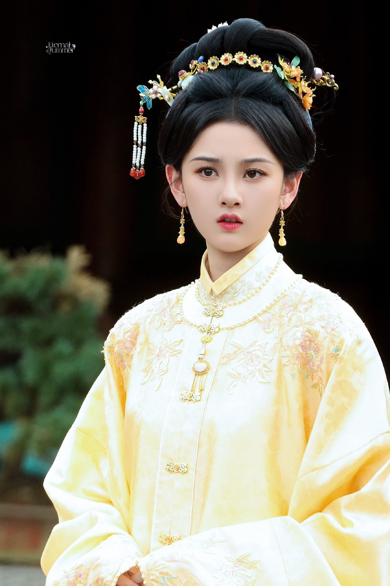 Loạt tạo hình mỹ nữ bạch y trong Biểu Muội Vạn Phúc