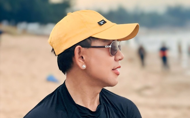 Ca sĩ Mai Tuấn qua các thời kỳ Ca sĩ Mai Tuấn