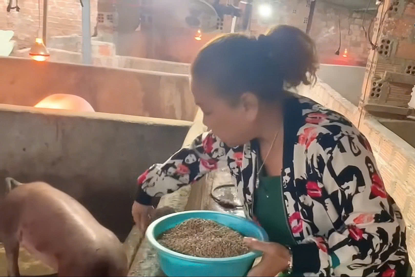 Hình ảnh cuộc sống giản dị của Siu Black tại quê nhà