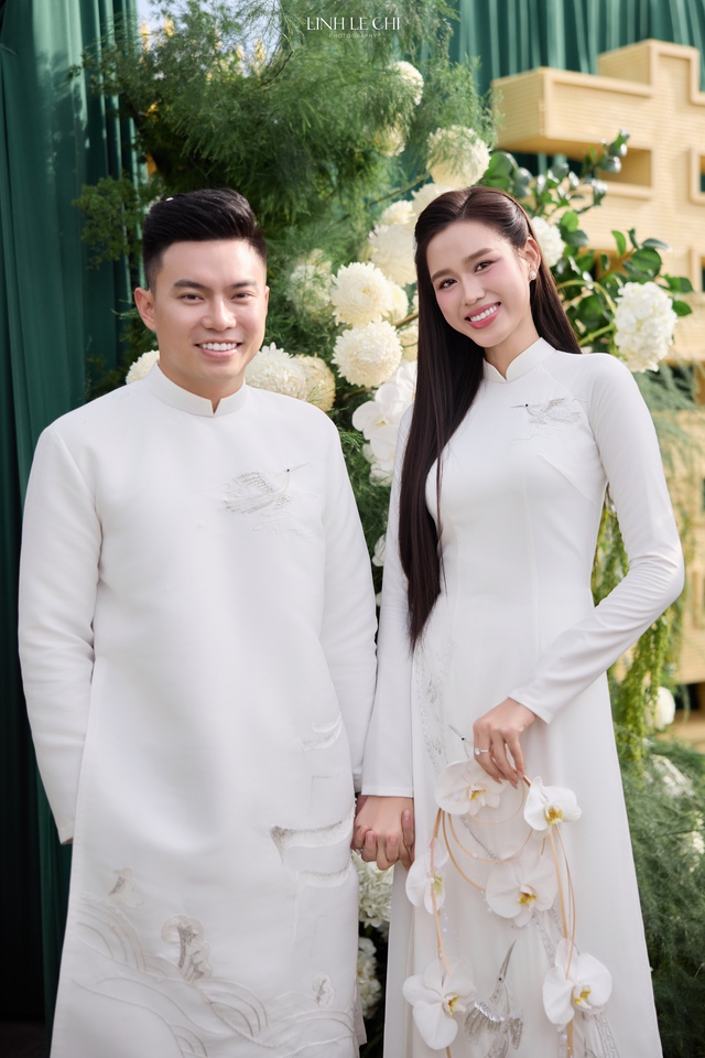 Đỗ Hà bật khóc trong ngày cưới