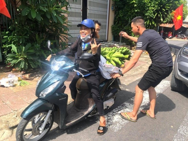 Nữ ca sĩ sống giản dị tại quê nhà