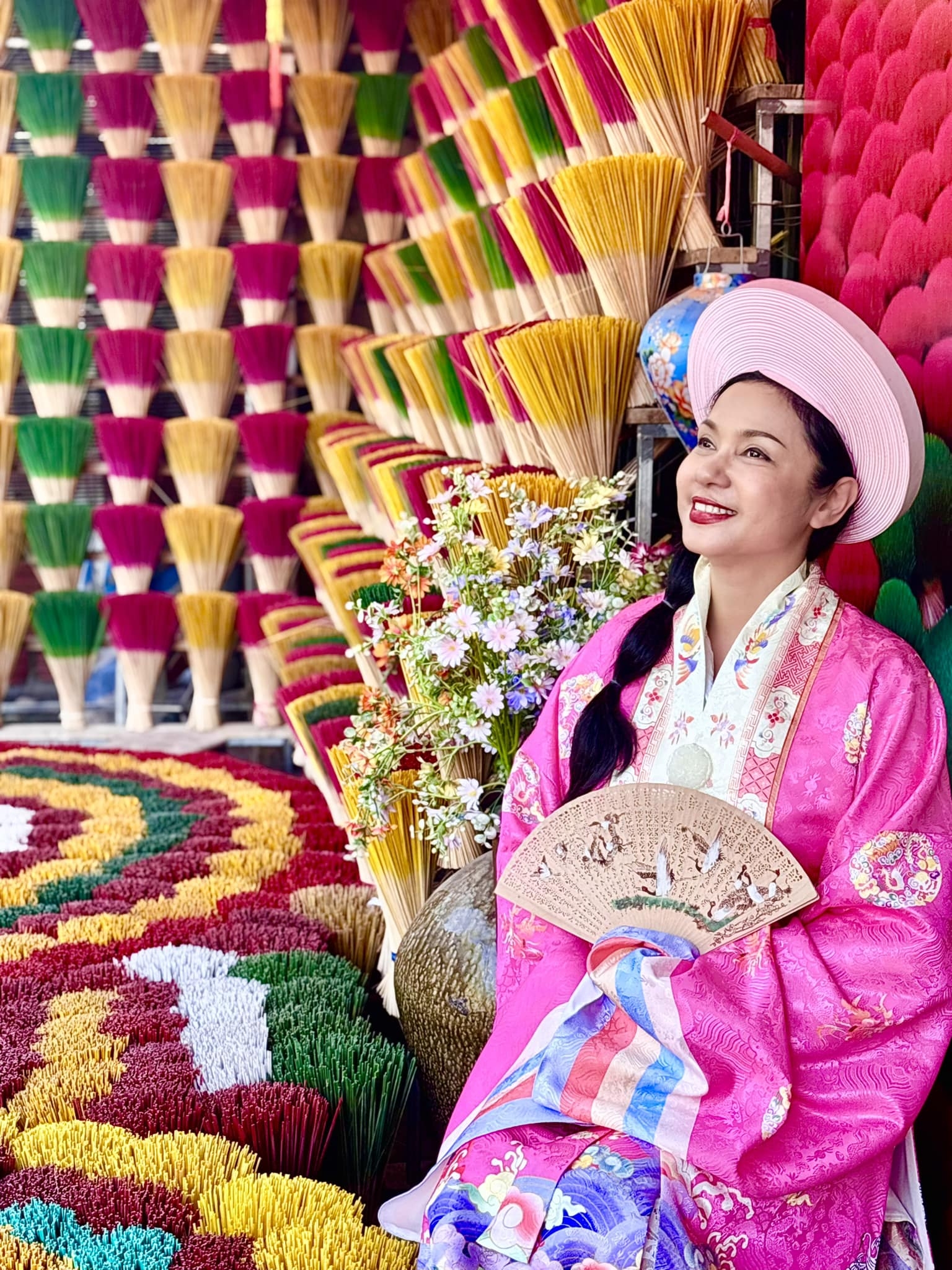 Việt Trinh ngoài 50 tuổi