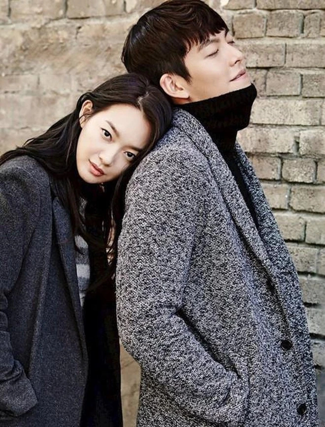 HOT: Shin Min Ah - Kim Woo Bin tuyên bố kết hôn vào tháng 12!- Ảnh 3. Cặp đôi nhận được sự ngưỡng mộ từ khán giả khắp châu Á