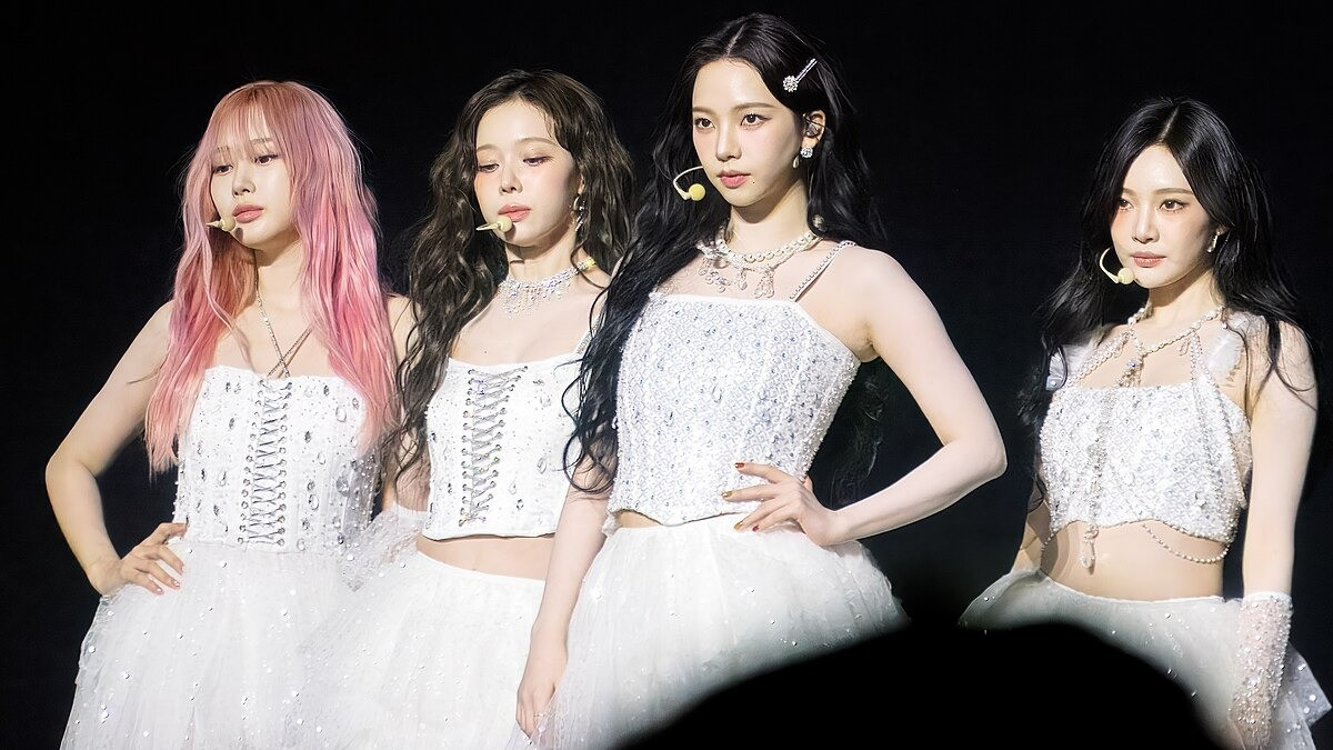 Nữ ca sĩ bị gần 90.000 người đệ đơn cấm diễn- Ảnh 3. Nhóm nhạc nữ aespa