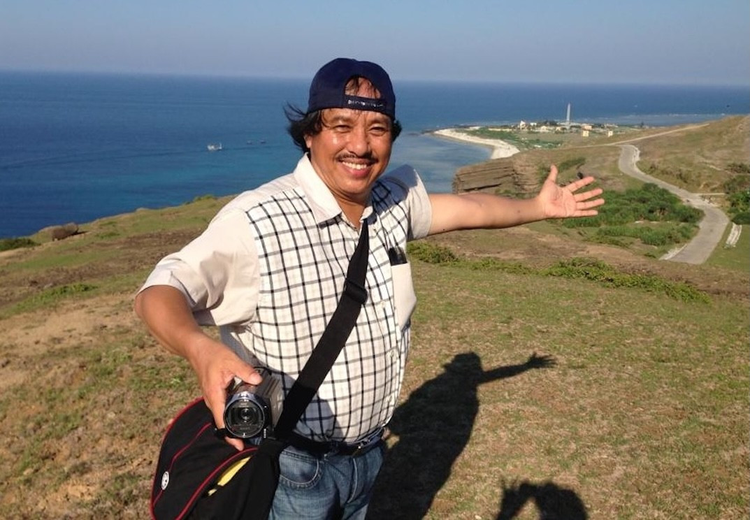 Nhạc sĩ 'Con đường đến trường' nguy kịch- Ảnh 3. Nhạc sĩ tham gia làm phim du lịch sau nghỉ hưu