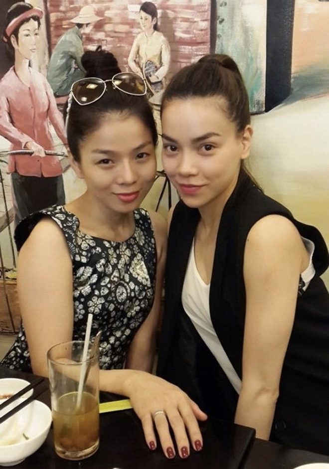 Lệ Quyên đăng tâm thư, Hồ Ngọc Hà bị réo tên- Ảnh 5. Lệ Quyên và Hồ Ngọc Hà - cặp đôi duyên nợ của Vbiz