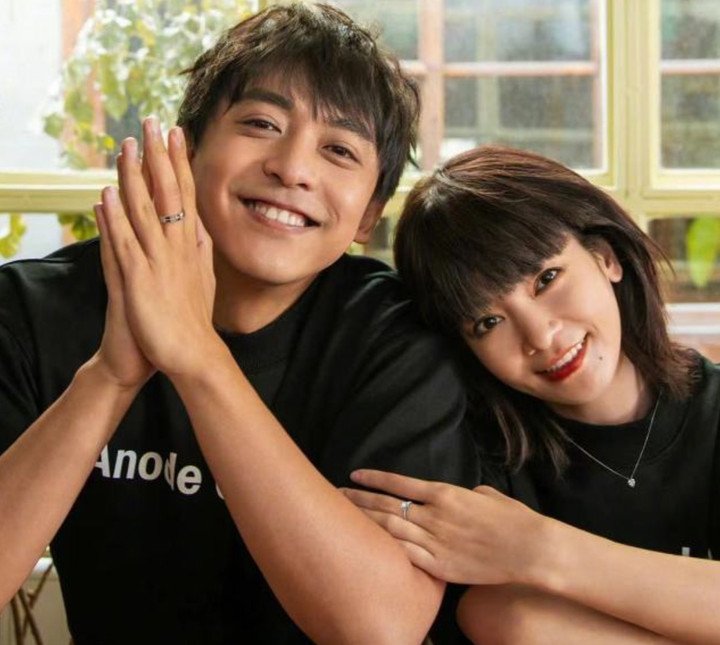 Lý Thạnh cùng chồng Lý Giai Hàng