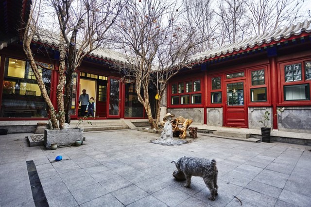 Không gian rộng rãi bề thế toát mùi tiền