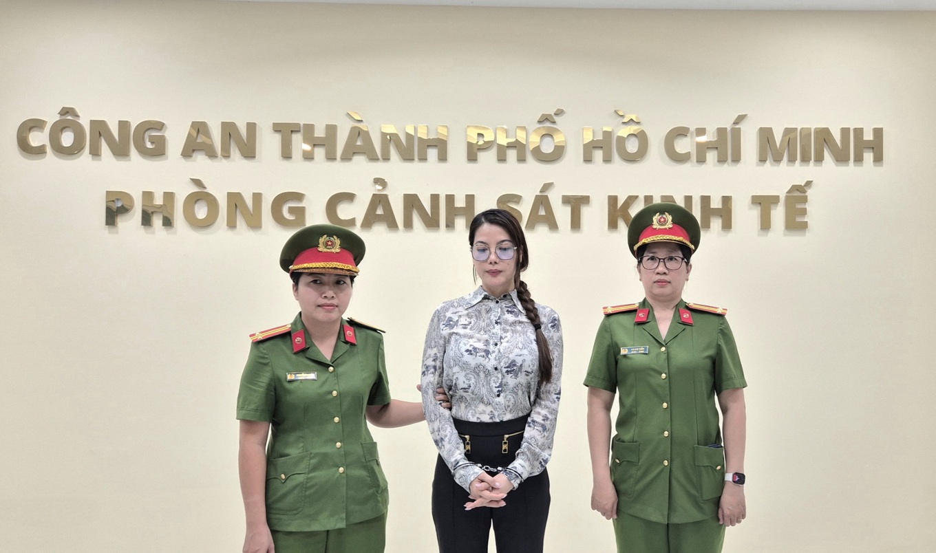 Bạn trai của Trương Ngọc Ánh từng lộ ảnh mượn nợ- Ảnh 1. Hình ảnh Trương Ngọc Ánh tại Cơ quan Điều tra