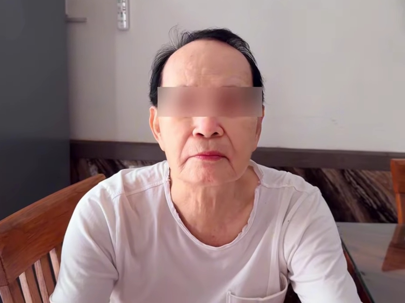 NSND Thanh Điền sau phẫu thuật mắt