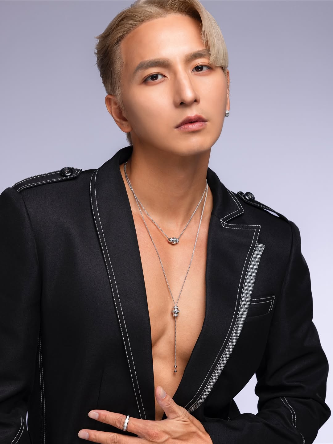 Dương Kỳ Dục thông báo ly hôn