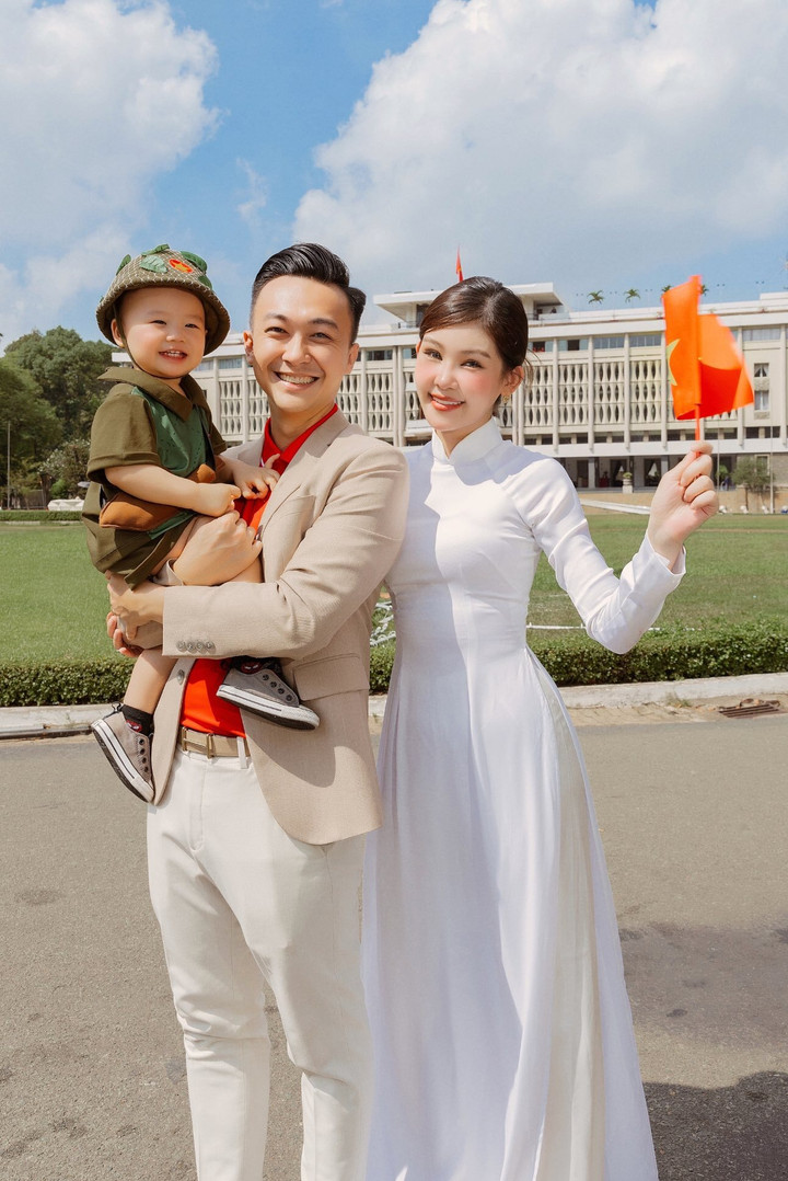 Tổ ấm nhỏ của Lê Âu Ngân Anh. Gia đình nhỏ hạnh phúc của Lê Âu Ngân Anh