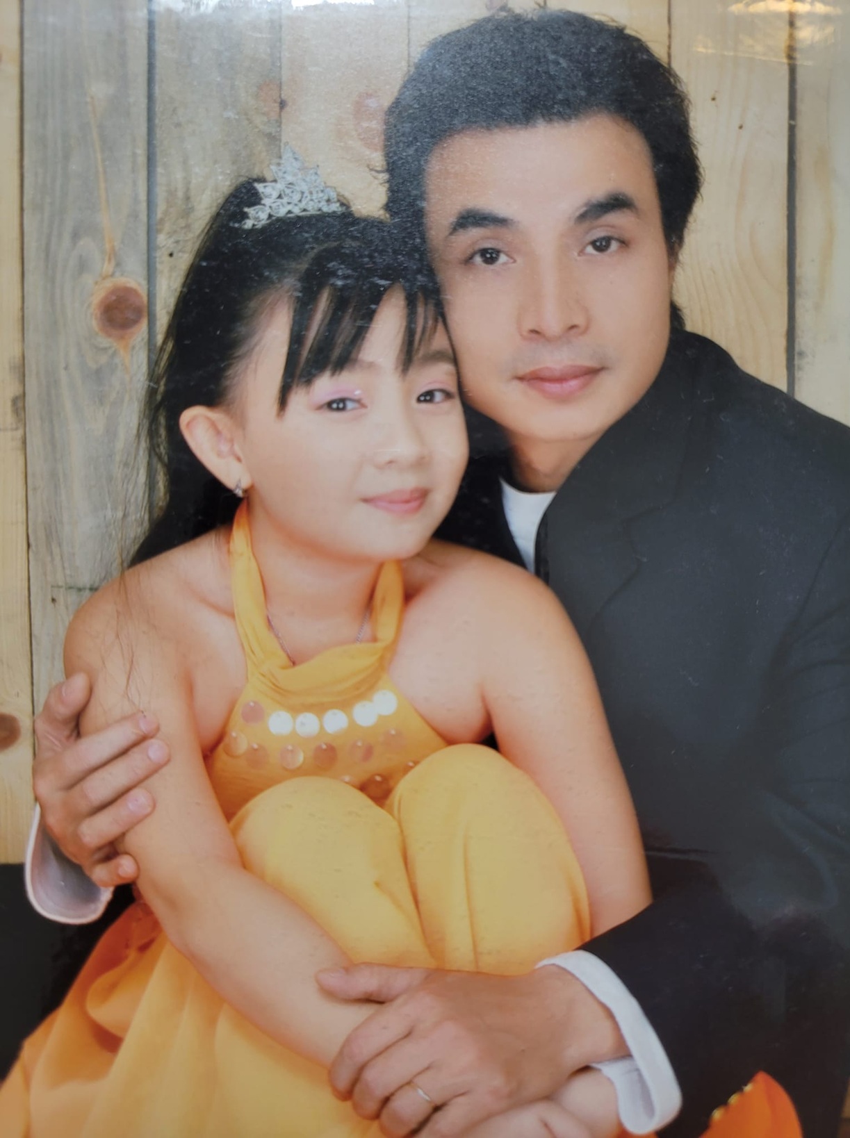 Xuân Mai và bố Hình ảnh Xuân Mai bên bố