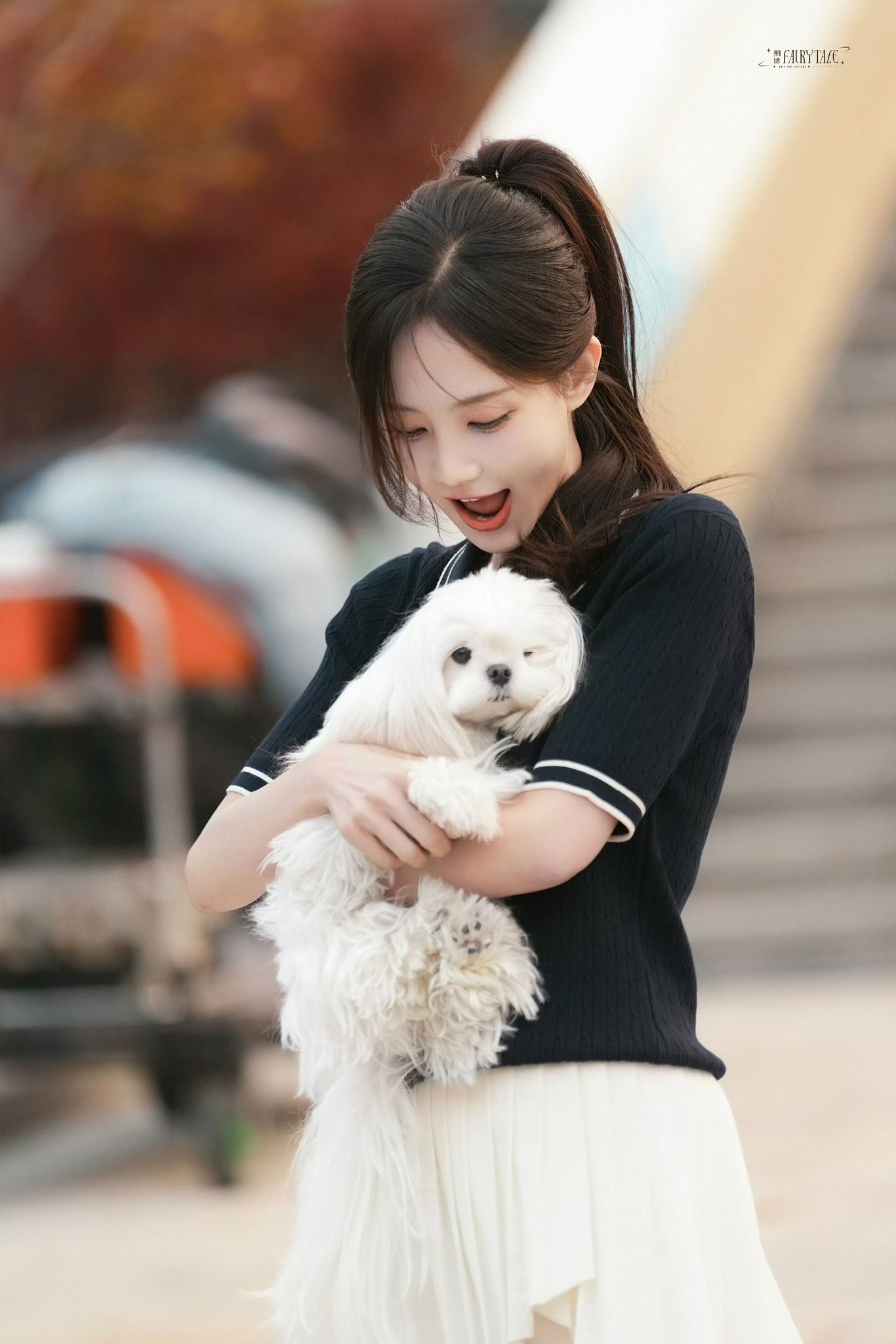 Visual trẻ trung nổi bật của nữ diễn viên 35 tuổi